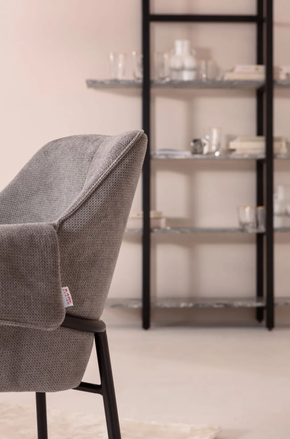 KARE Armlehnstuhl Bess Grau