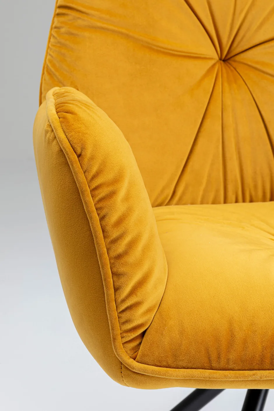 KARE Armlehnstuhl Mila Gelb