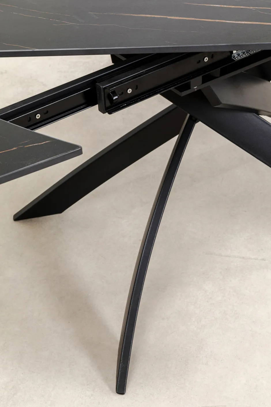 KARE Ausziehtisch Twist Schwarz 120(30+30)x90cm