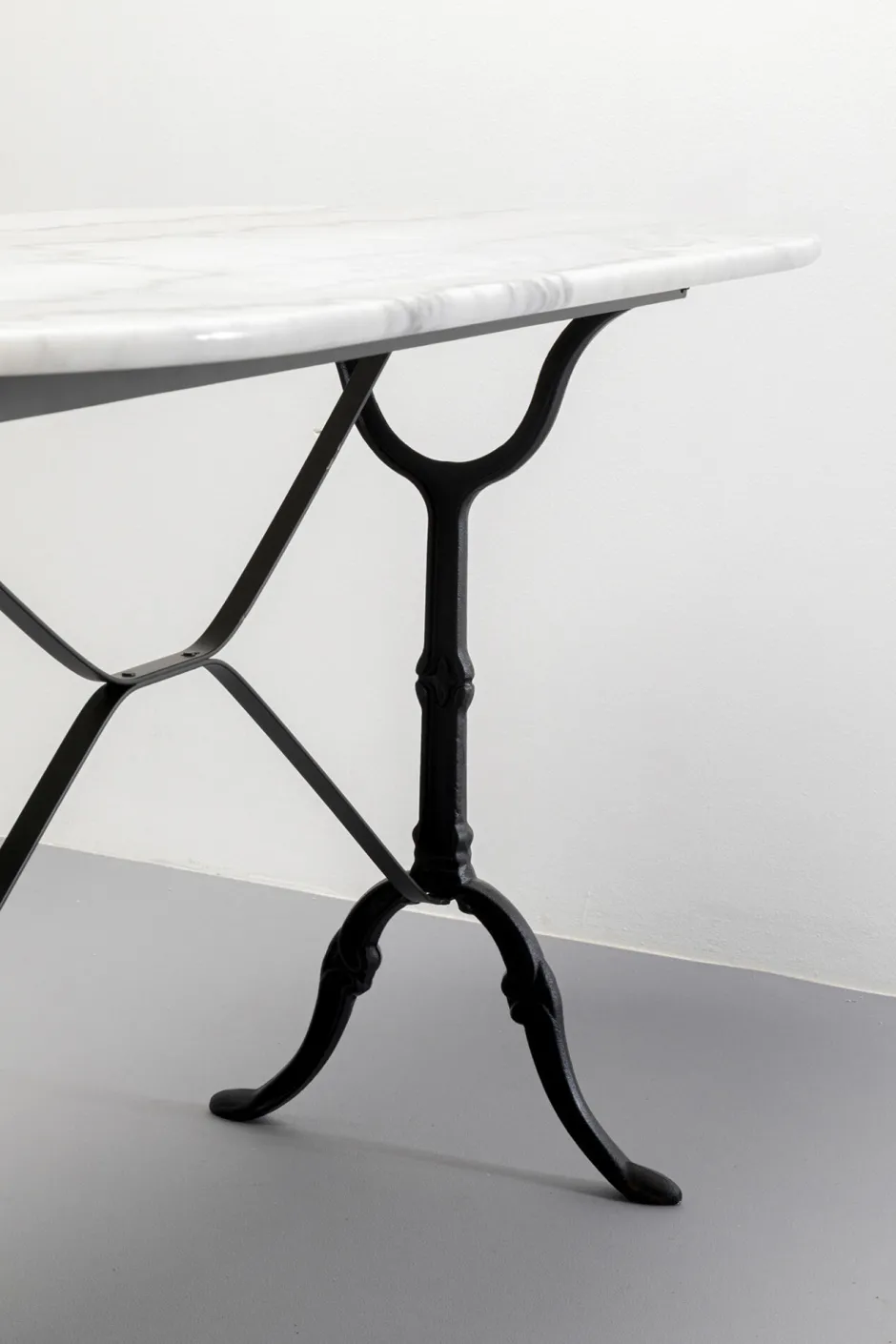 KARE Bistrotisch Kaffeehaus Oval Weiß 120x60cm