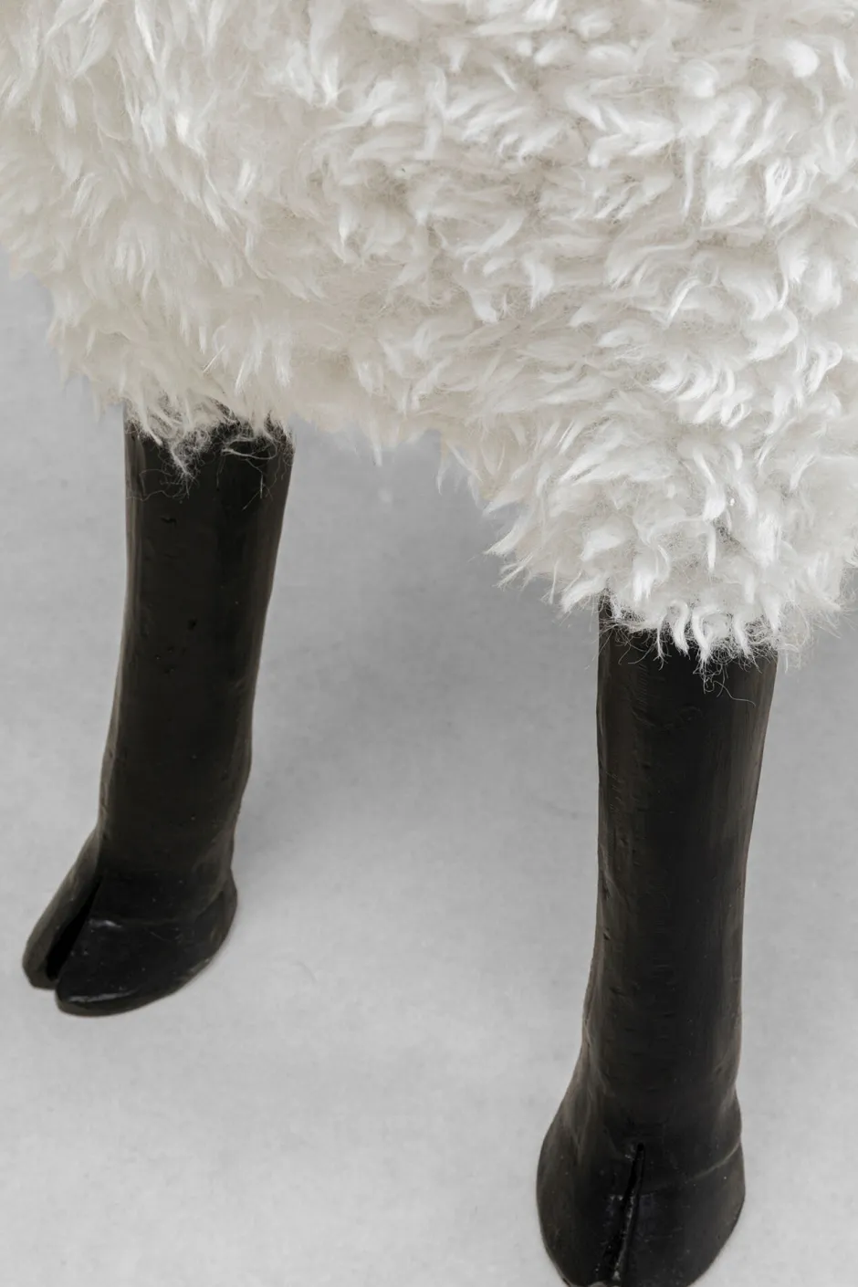 KARE Deko Figur Bathilde Ram Weiß 78cm