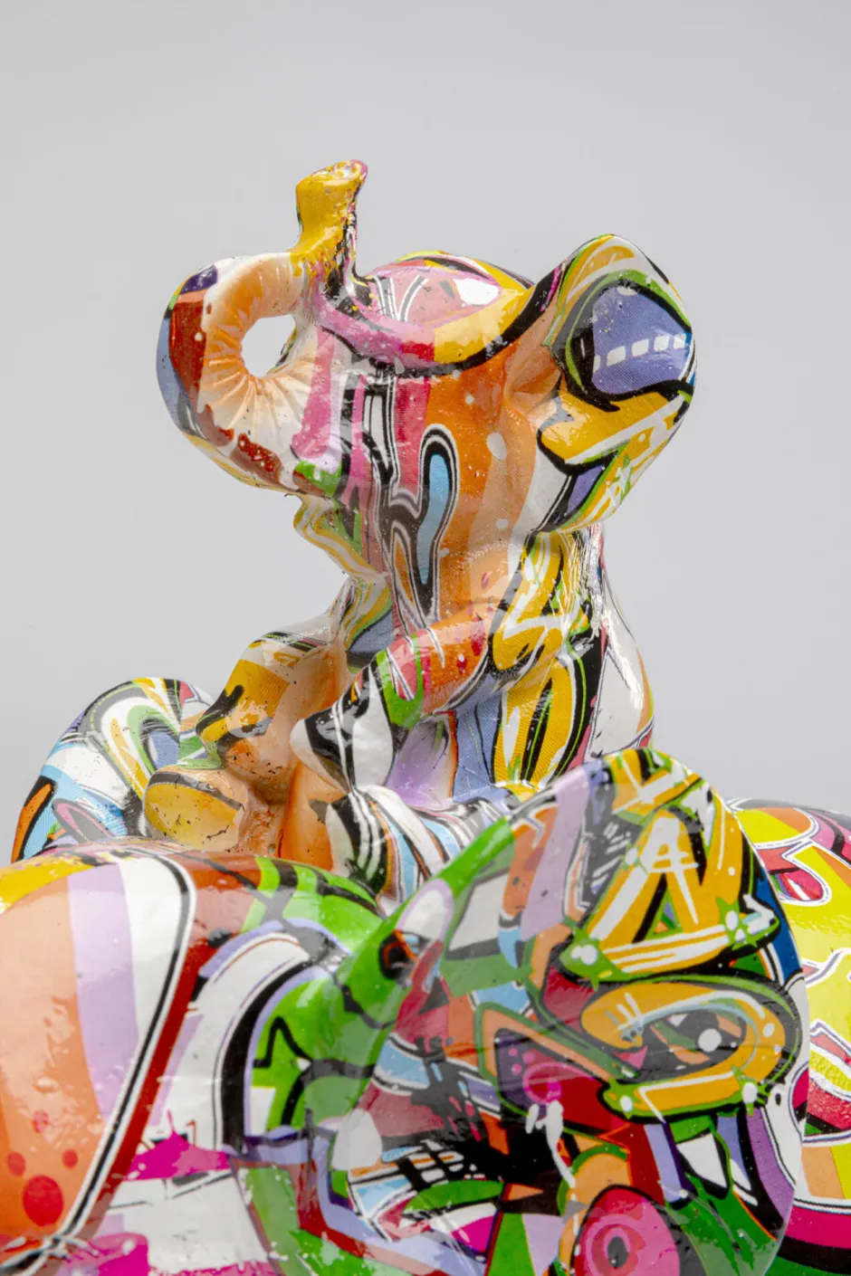 KARE Deko Figur Elefant Dumbo Uno Graffiti