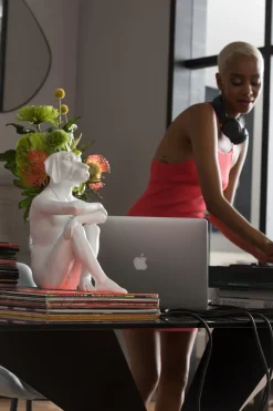 KARE Deko Figur Gangster Dog Creme