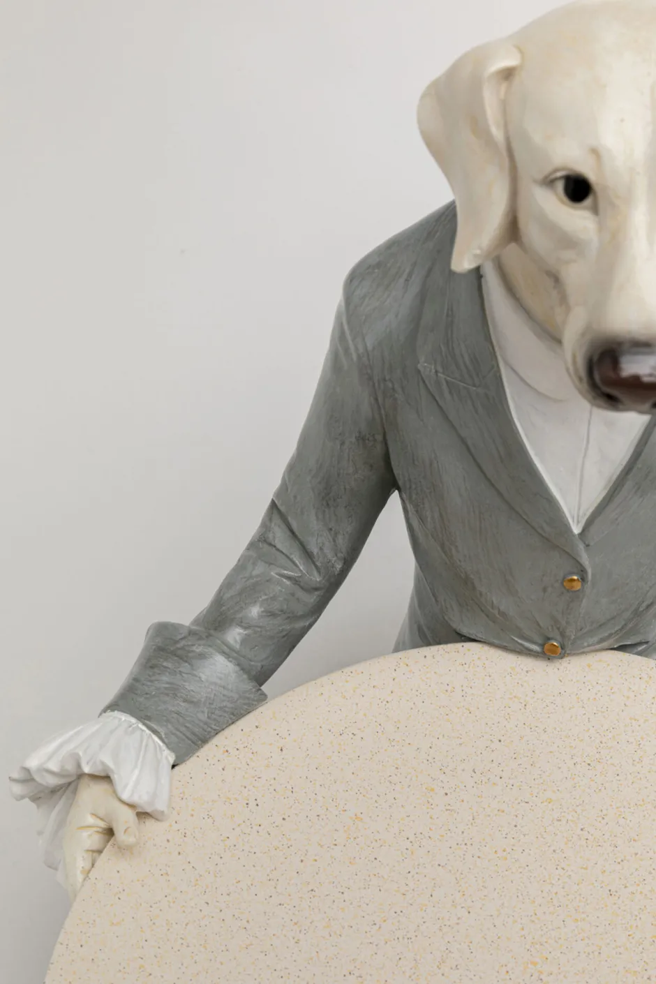 KARE Deko Figur Gentleman Dog Tray 29cm