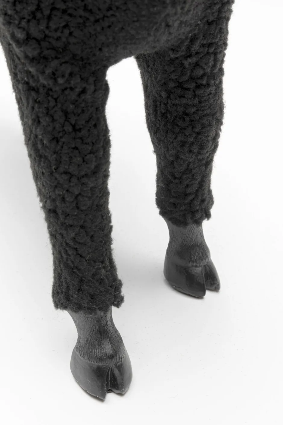 KARE Deko Figur Happy Sheep Wool Schwarz 37cm