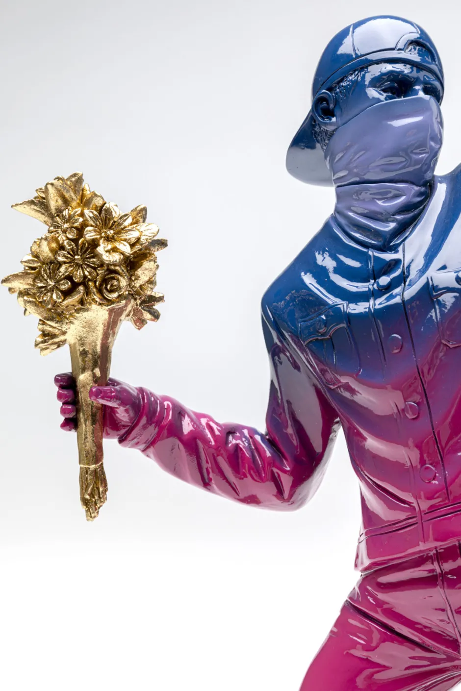 KARE Deko Figur Street Art Bouquet Rainbow 41cm