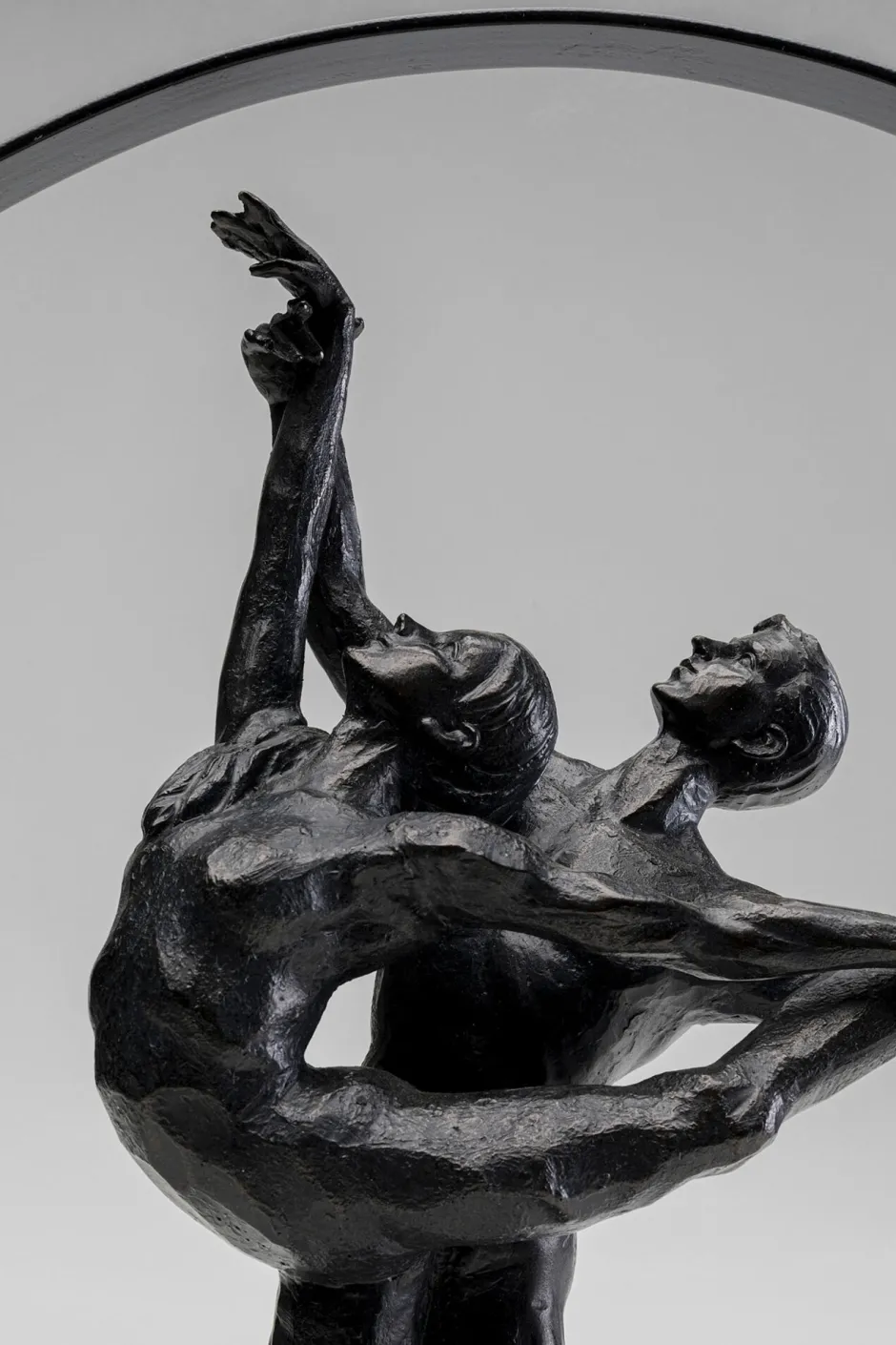 KARE Deko Objekt Dancers Circle 45cm