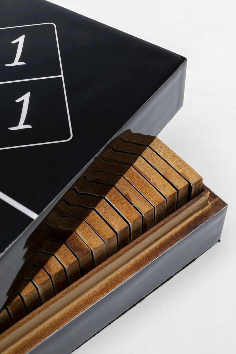 KARE Deko Objekt Domino Schwarz 24x7cm