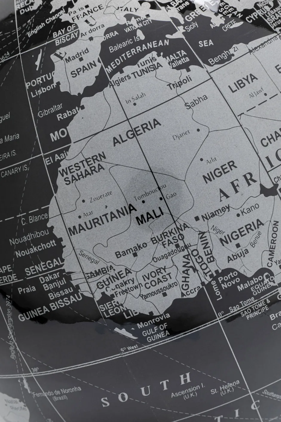 KARE Deko Objekt Globe Top Schwarz 40cm