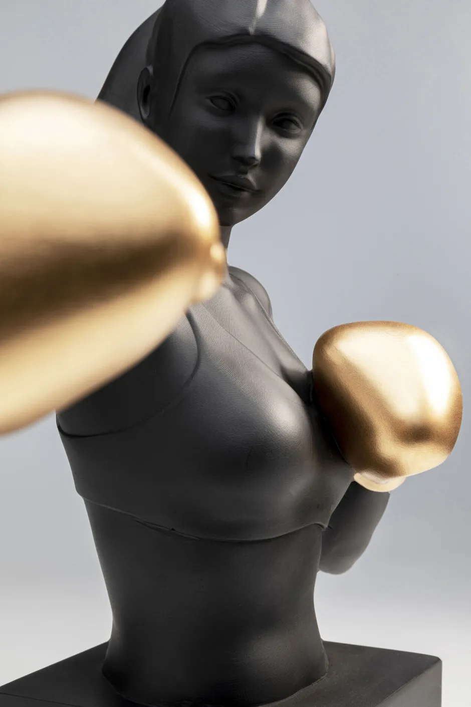 KARE Deko Objekt Lady Balboa 40cm