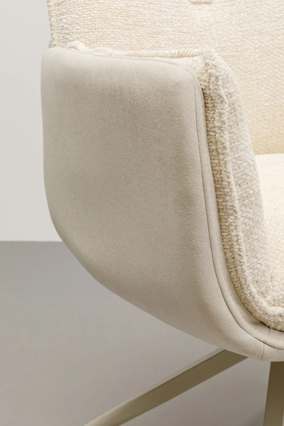 KARE Drehstuhl mit Armlehnen Hilla Weiß