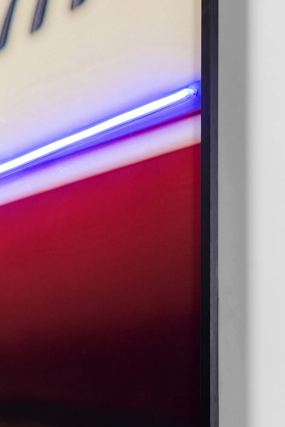 KARE Gerahmtes Bild LED Jetset Pose Lady 120x80cm