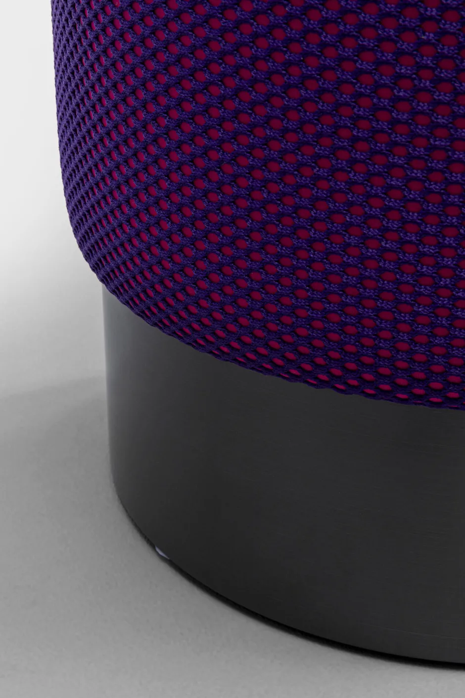 KARE Hocker Jody Lila Mesh Schwarz Ø35cm