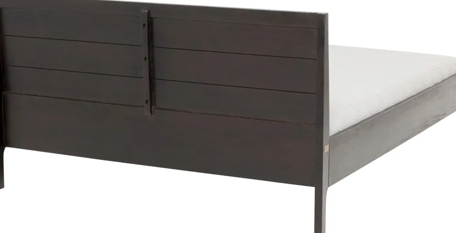 KARE Holzbett Brooklyn Walnut 160x200cm