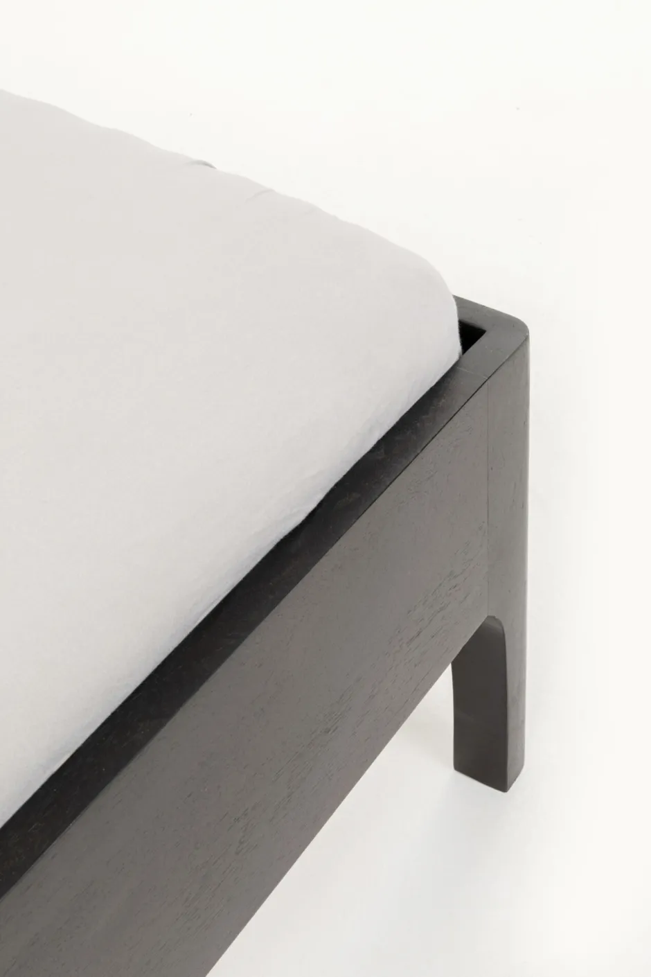 KARE Holzbett Brooklyn Walnut 160x200cm