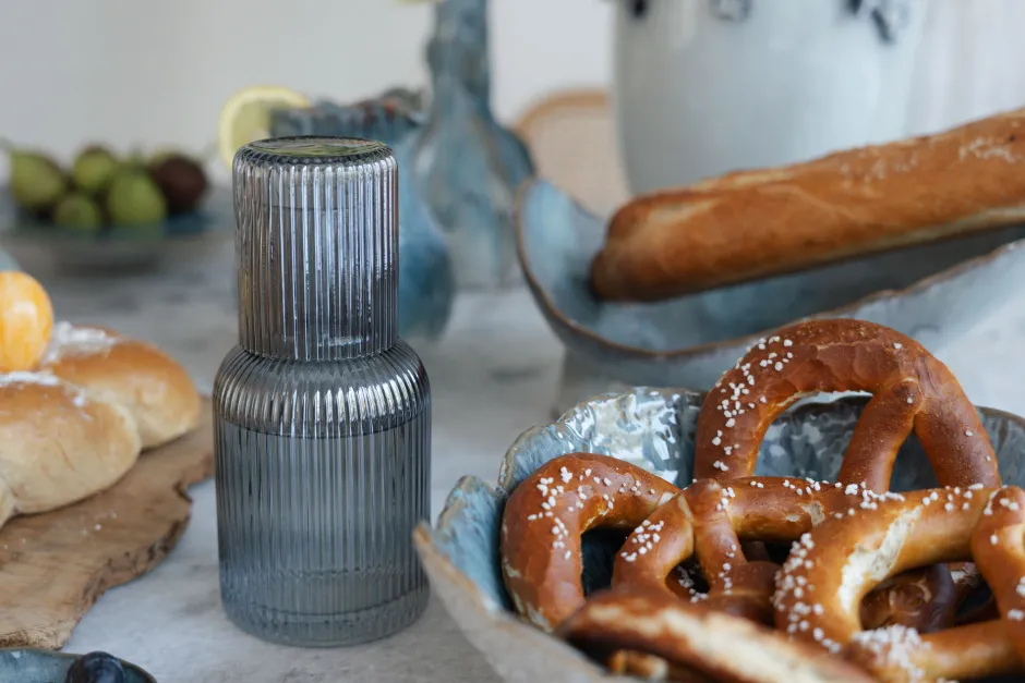 KARE Karaffe Tango Grau 18cm