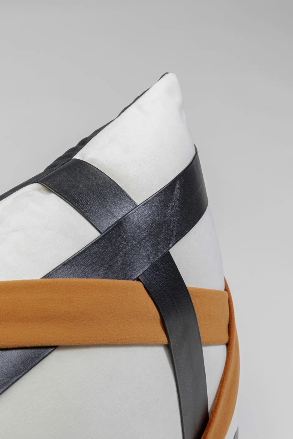 KARE Kissen Ring Of Fire 50x30cm