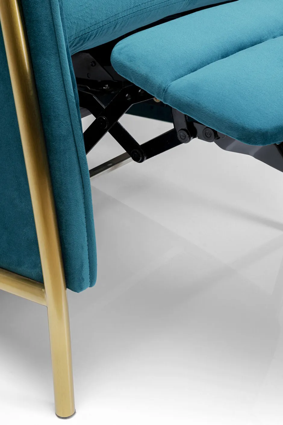 KARE Relaxsessel Lazy Velvet Blau