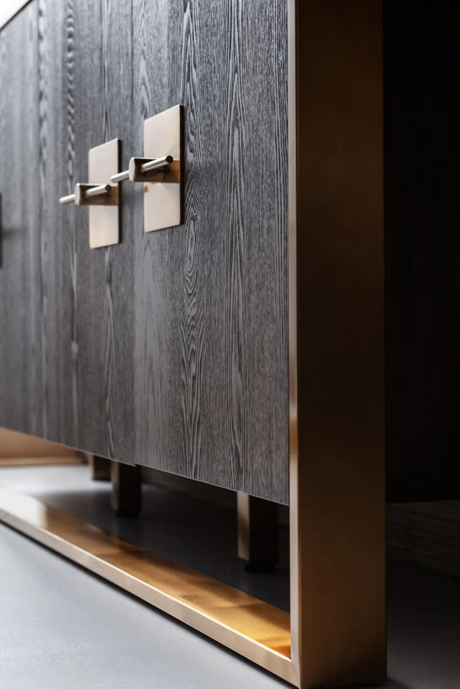 KARE Sideboard Osaka