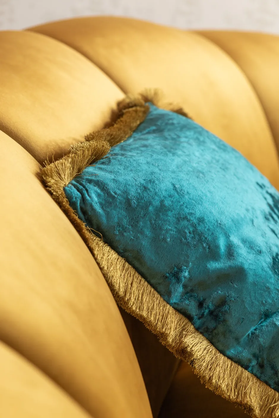 KARE Sofa Dschinn 3-Sitzer Amber 233cm