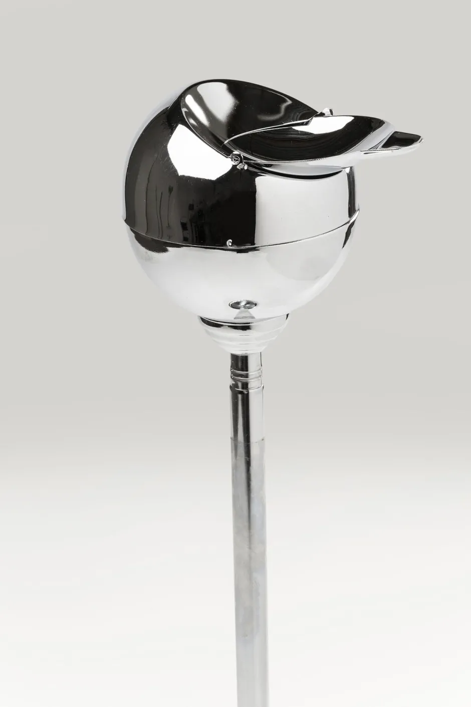 KARE Standaschenbecher Spheric Edelstahl poliert