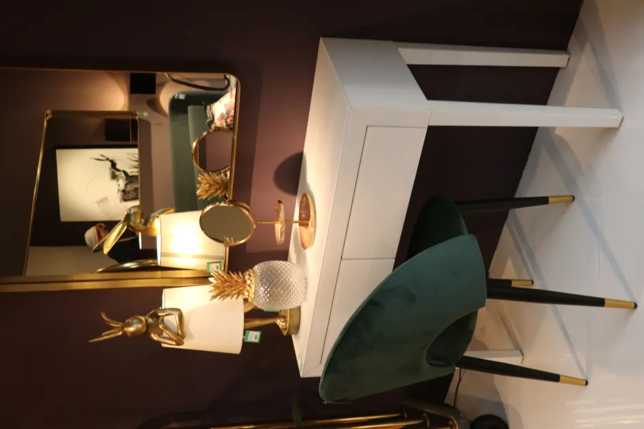 KARE Stuhl Iris Velvet Grün