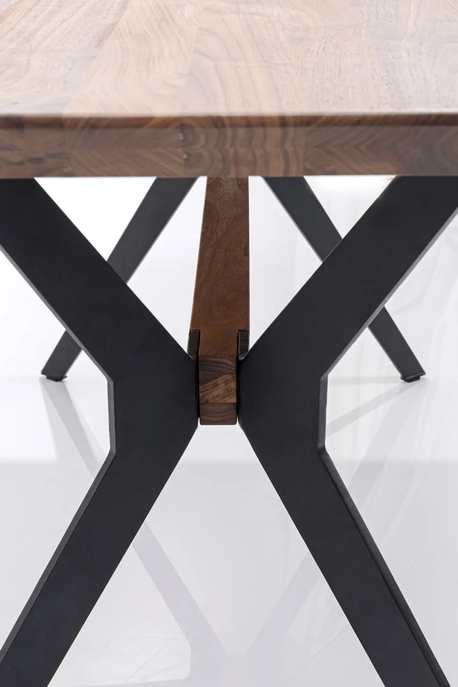 KARE Tisch Downtown Walnuss 180x90cm