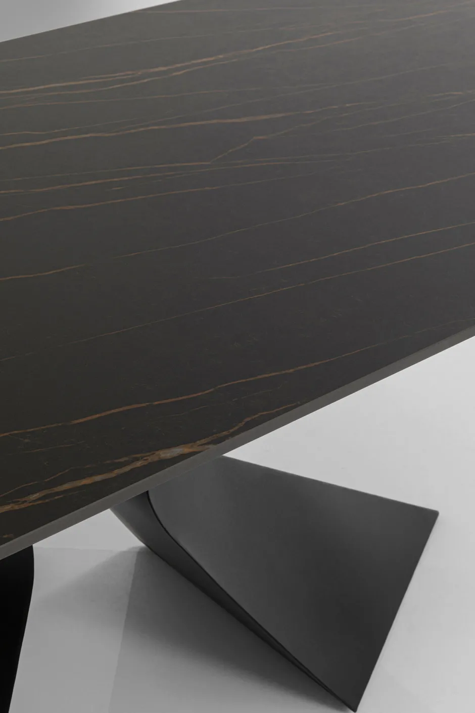 KARE Tisch Gloria Outdoor Keramik Schwarz 180x90cm