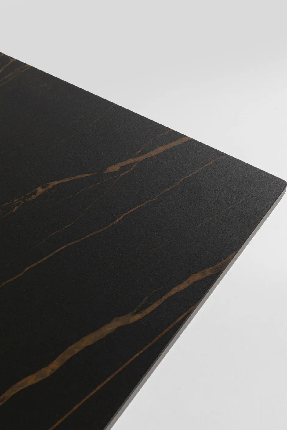 KARE Tisch Gloria Outdoor Keramik Schwarz 180x90cm