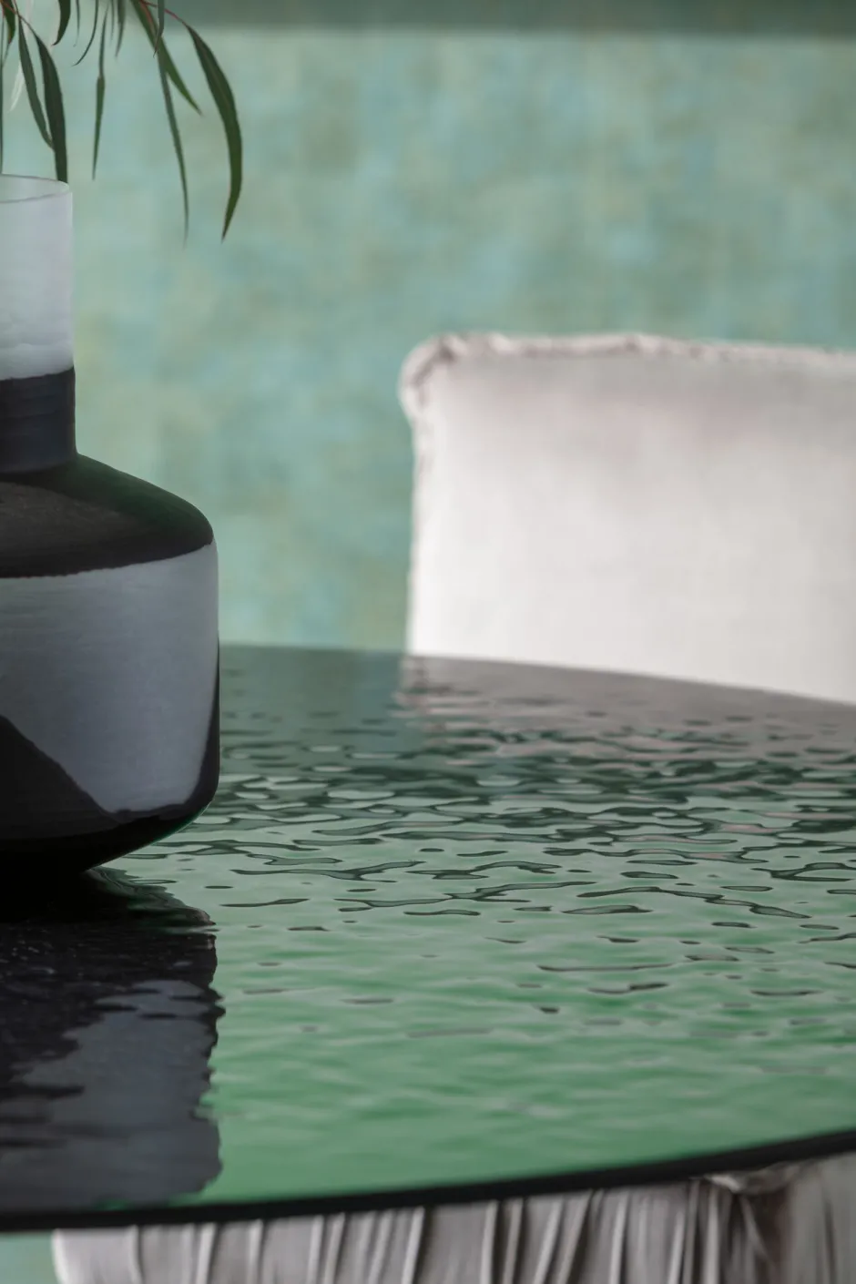 KARE Tisch Grande Possibilita Schwarz Bubble Ø150cm