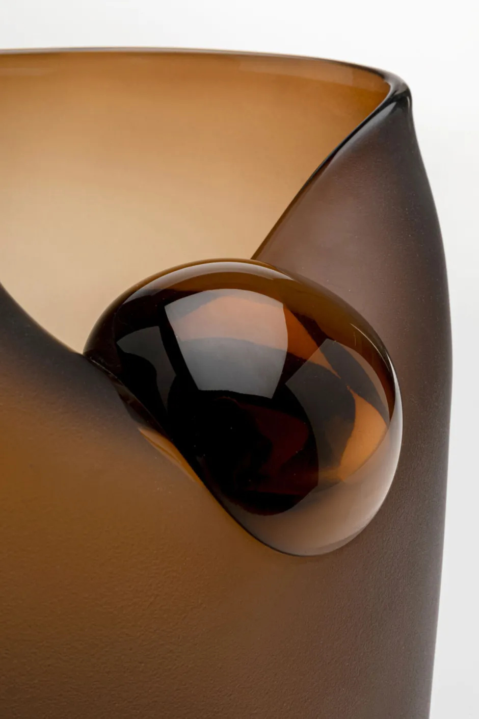 KARE Vase Buckle Braun 21cm