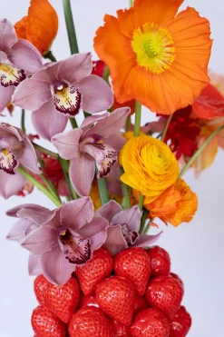 KARE Vase Strawberries Rot 24cm