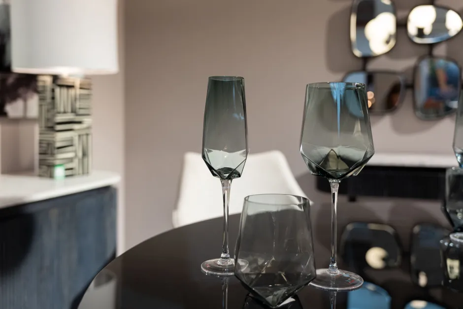 KARE Wasserglas Diamond Smoke