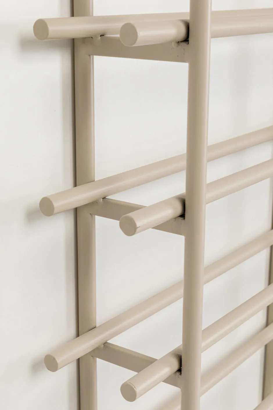 KARE Weinregal Cape Town Hellgrau 45x136cm